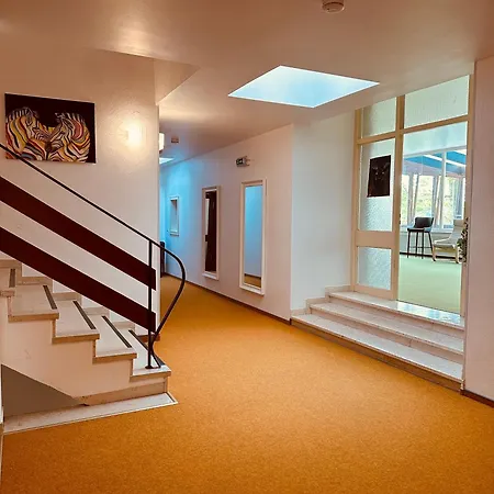 Waldhotel باد مونستريفل